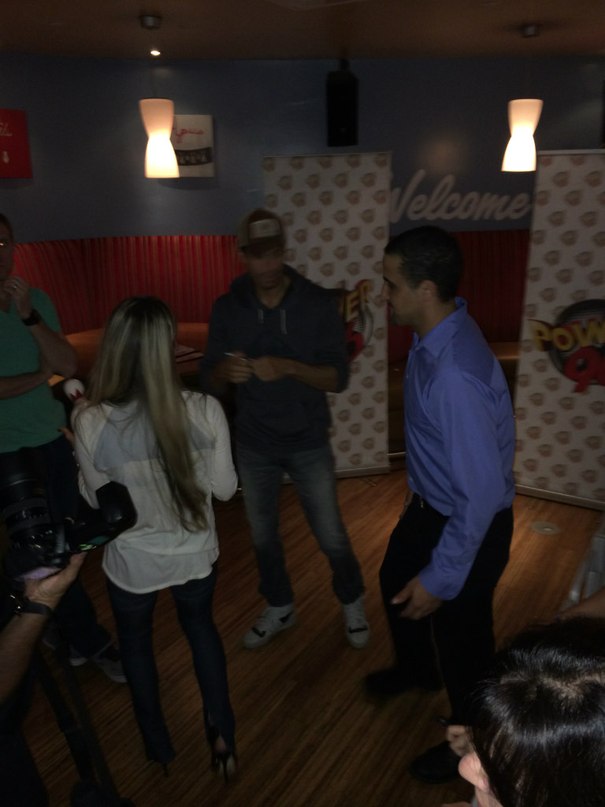 enrique iglesias - i can be your hero baby(scrubs) (www.torgpro.com)