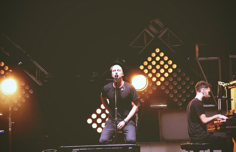 One Republic - Life in Color (14.Native Deluxe Version)