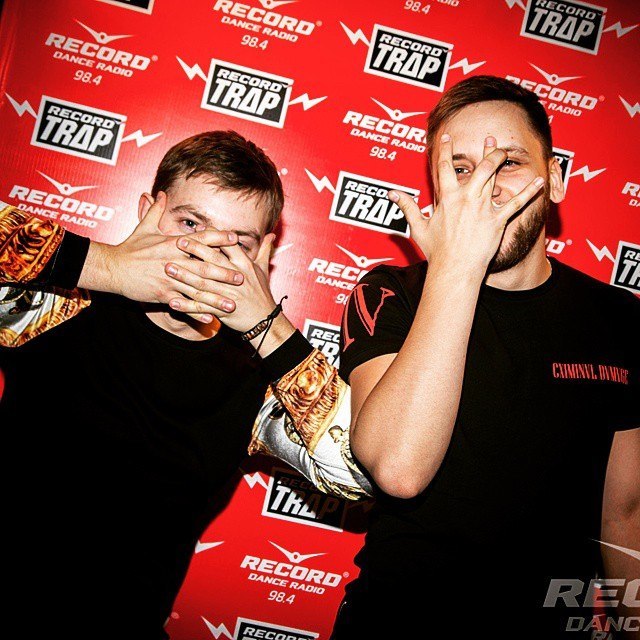 Radio Record - 2 Elements - Cause You! http://ww.radiorecord.ru/