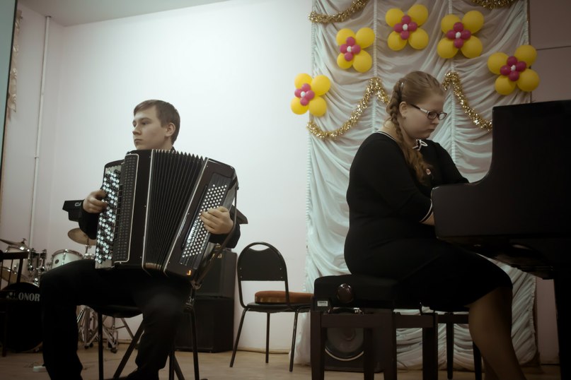 Вальс-музыка, под которую в загсе прослизилась) - к/ф ''Мой ласковый и нежный зверь''