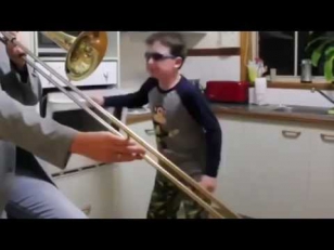 When Mom isn't home [Remix] / Когда мамы нет дома [Ремикс}