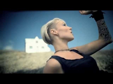 Cosmic Gate & Emma Hewitt - Be Your Sound (Official Music Video)