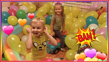 BALLOON SHOW Мальчик и девочка Эпично взрывают воздушные шарики Детское видео #Игрушки