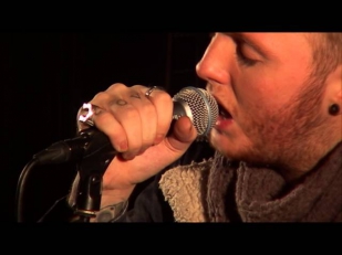 James Arthur - Recovery (live bij Q)