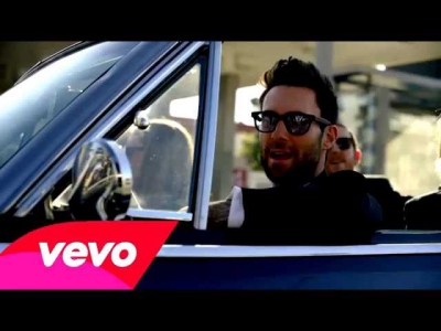 Maroon 5 - Sugar (Official Music Video)