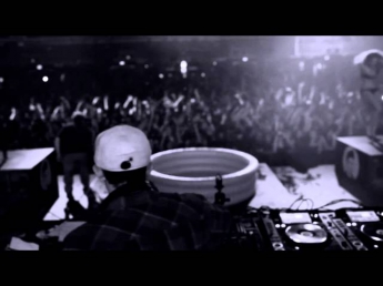 Borgore Vs Dev 'Kiss My Lips' (OFFICIAL FULL LENGTH VIDEO)