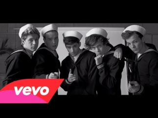 One Direction - Kiss You (Official)