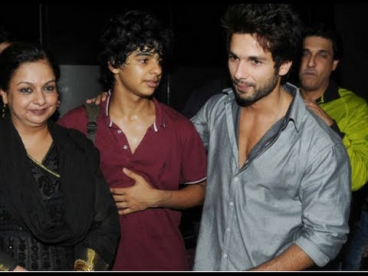 Shahid Kapoor's LATEST with brother Ishaan Kapoor during performance!! - UTVSTARS HD