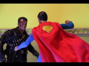 Superman VS Terminator Stop Motion ( Fan Film ) ( Hot Toys ) *HD*