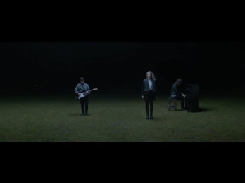 London Grammar - Nightcall (Official Video)