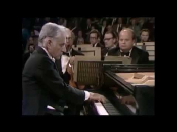 George Gershwin - Rhapsody in Blue - Leonard Bernstein, New York Philharmonic (1976)