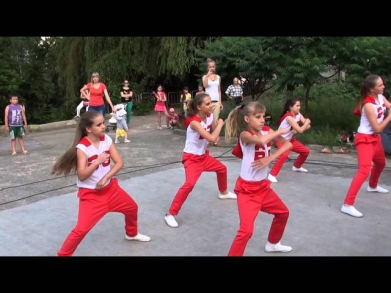 Детская танцевальная композиция в стиле хип-хоп (hip-hop) - dance-театр 